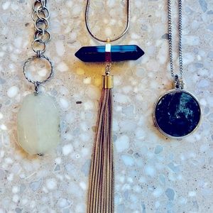 Set of 3 long pendant necklaces